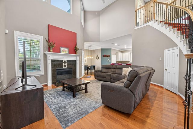 5349 Val Verde Street, Houston, TX 77056