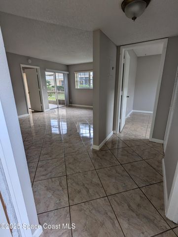 1609 Sunny Brook Lane E 104, Palm Bay, FL 32905