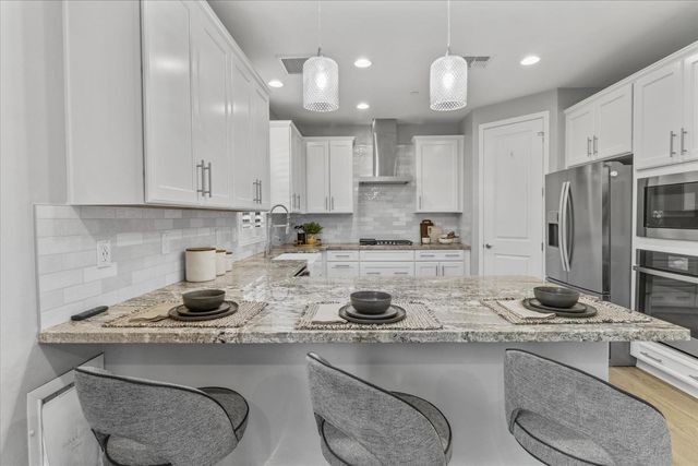 1063 N 70th Way, Scottsdale, AZ 85257