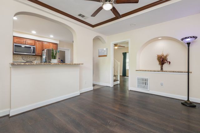 1110 N Catherine Street, Terrell, TX 75160