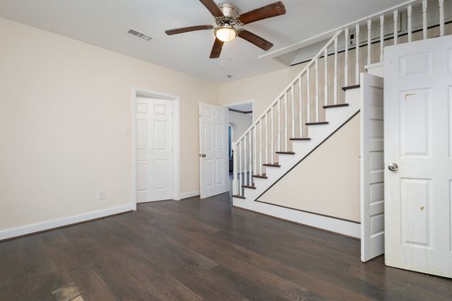 1110 N Catherine Street, Terrell, TX 75160