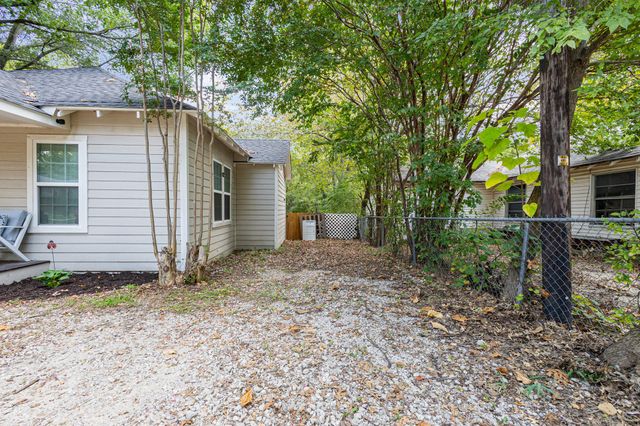 1110 N Catherine Street, Terrell, TX 75160