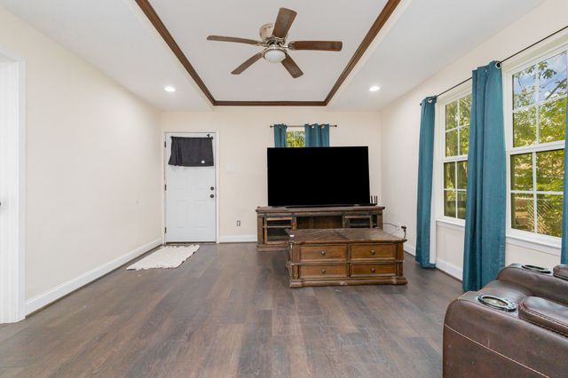 1110 N Catherine Street, Terrell, TX 75160