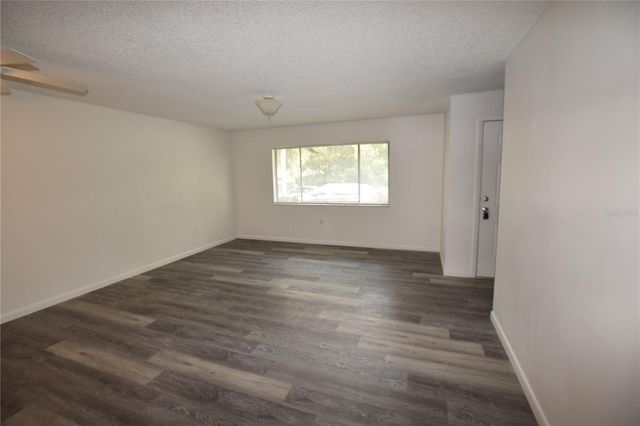 906 SUMTER STREET, Leesburg, FL 34748