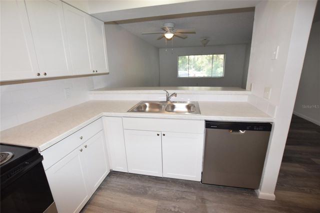 906 SUMTER STREET, Leesburg, FL 34748