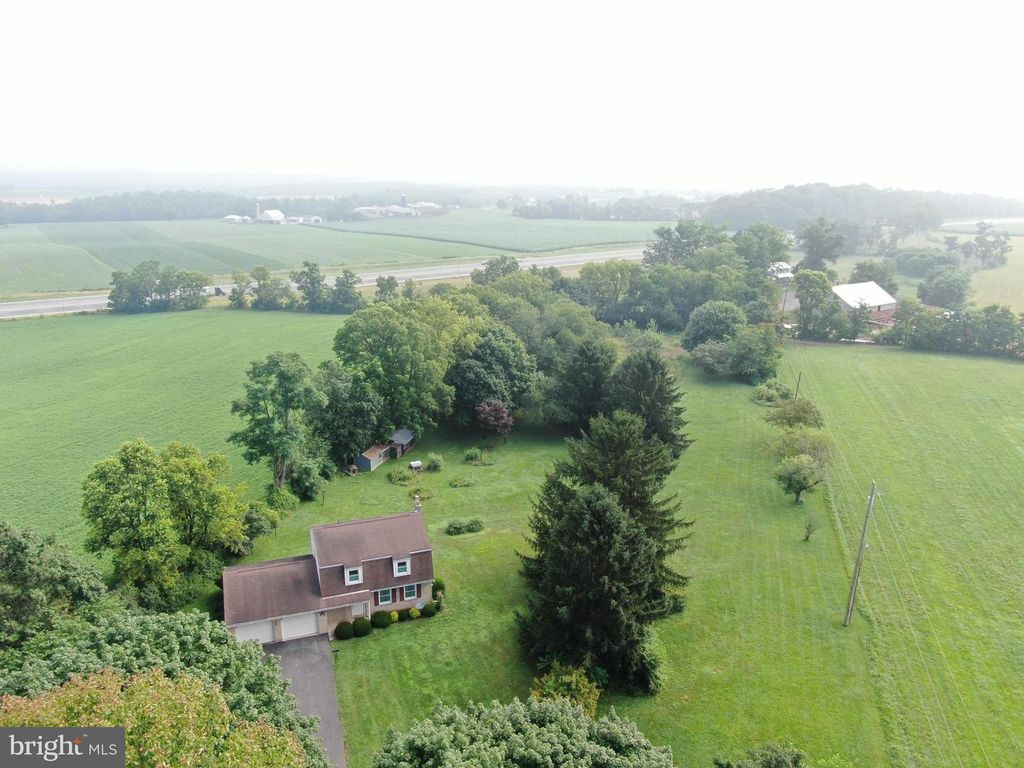 45 BLOSERVILLE RD, Carlisle, PA 17015