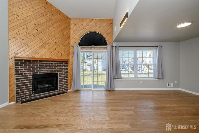 131 Nebula Road, Piscataway, NJ 08854