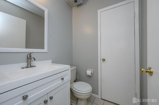 131 Nebula Road, Piscataway, NJ 08854