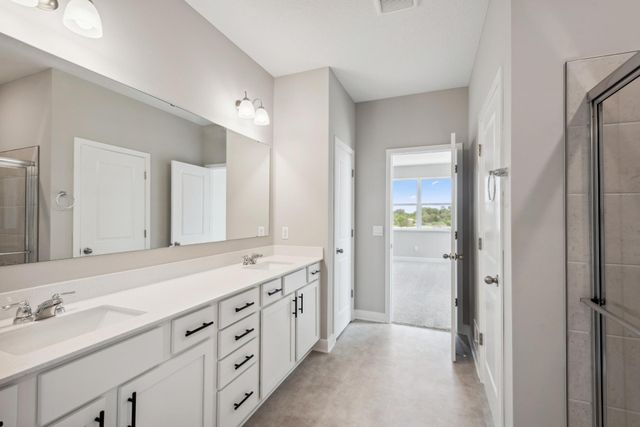 10547 Bent Pine Lane, Woodbury, MN 55129