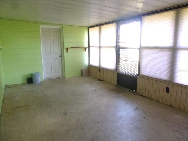 318 CENTRAL AVENUE, Frostproof, FL 33843