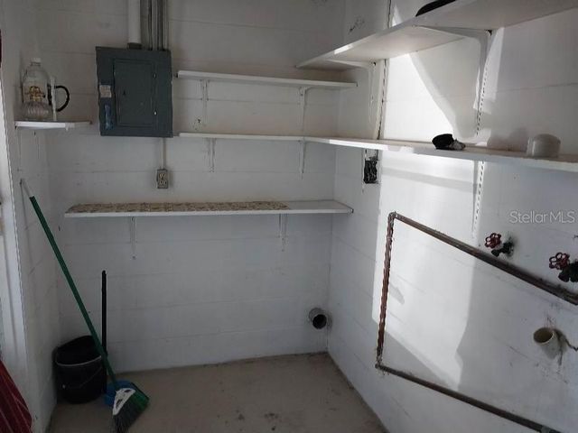 318 CENTRAL AVENUE, Frostproof, FL 33843