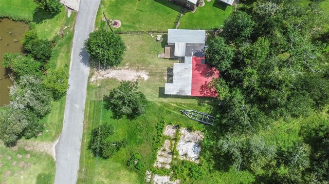 218 Shady Oaks, Alvin, TX 77511