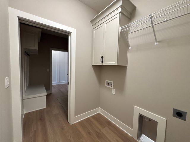 347 S Cedar Ridge Cove, West Des Moines, IA 50266