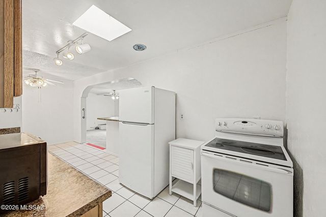 4225 E 31st Street, Tucson, AZ 85711