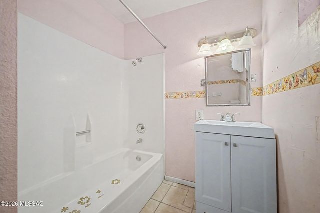4225 E 31st Street, Tucson, AZ 85711