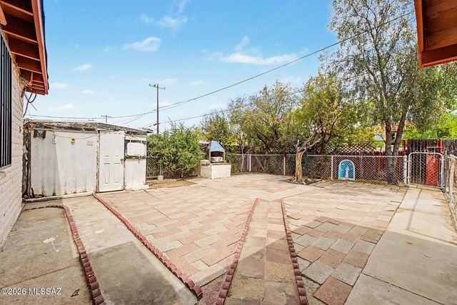 4225 E 31st Street, Tucson, AZ 85711