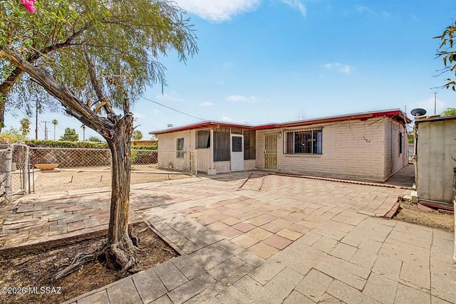 4225 E 31st Street, Tucson, AZ 85711