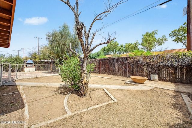 4225 E 31st Street, Tucson, AZ 85711