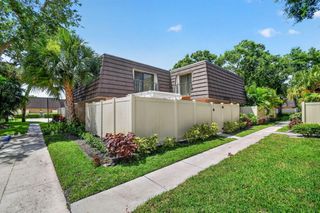 7109 71st Way, West Palm Beach, FL 33407