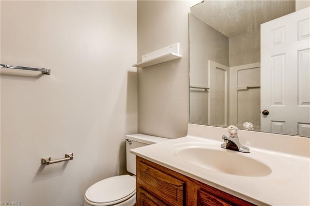 5934 Friendly Avenue K, Greensboro, NC 27410