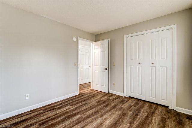5934 Friendly Avenue K, Greensboro, NC 27410
