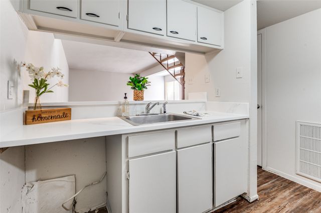 3121 Park Lane 1129, Dallas, TX 75220