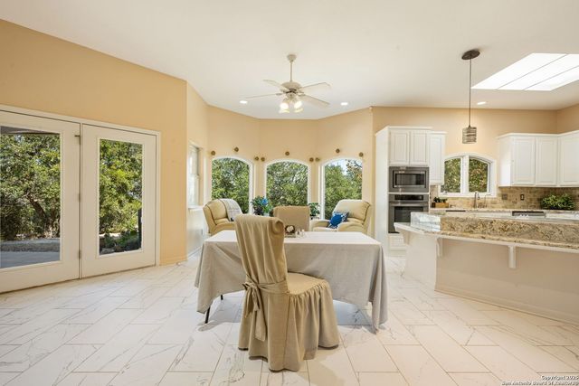 305 Spanish Pass, Boerne, TX 78006