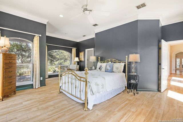 305 Spanish Pass, Boerne, TX 78006