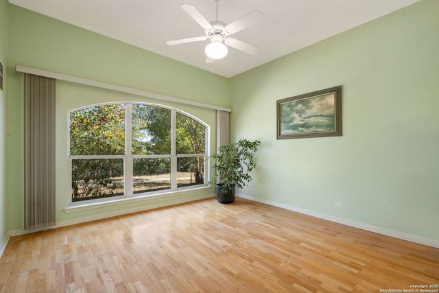 305 Spanish Pass, Boerne, TX 78006