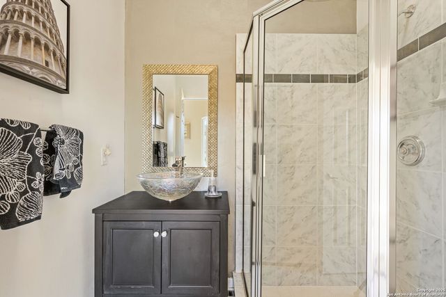 305 Spanish Pass, Boerne, TX 78006