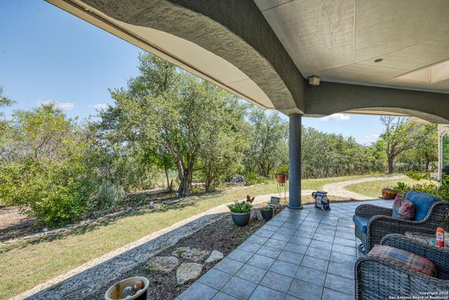 305 Spanish Pass, Boerne, TX 78006