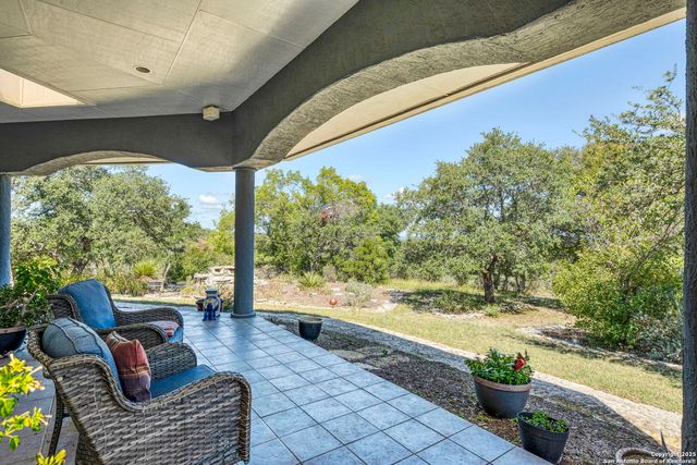 305 Spanish Pass, Boerne, TX 78006