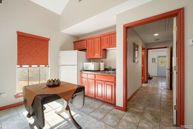 305 Spanish Pass, Boerne, TX 78006