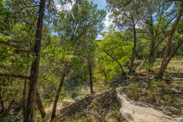 305 Spanish Pass, Boerne, TX 78006