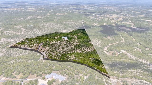305 Spanish Pass, Boerne, TX 78006