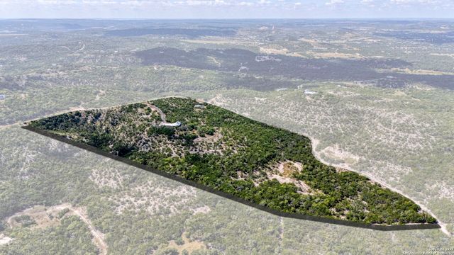 305 Spanish Pass, Boerne, TX 78006