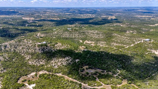 305 Spanish Pass, Boerne, TX 78006