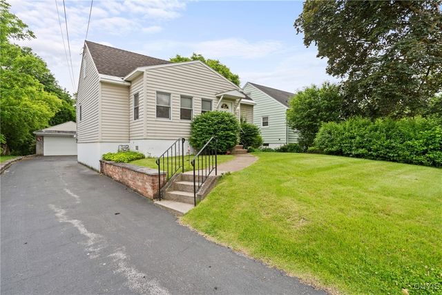 204 Wilmont Road, Camillus, NY 13219
