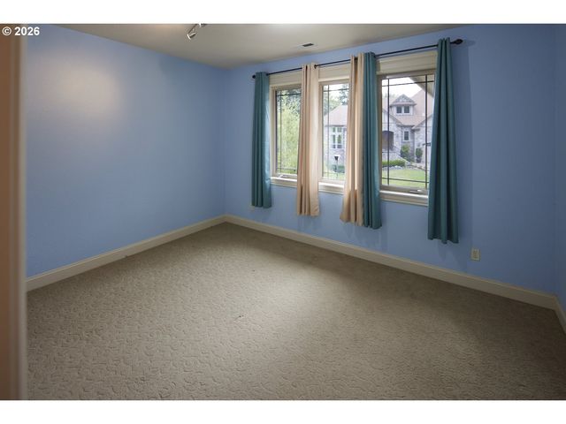 15236 Nw RED CEDAR Ct, Portland, OR 97231