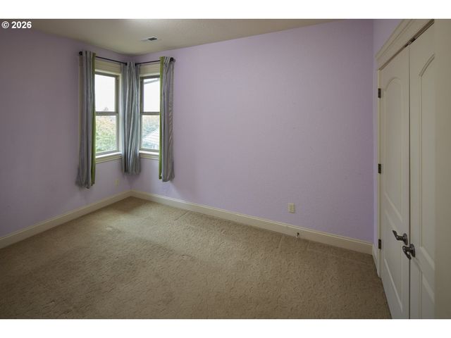 15236 Nw RED CEDAR Ct, Portland, OR 97231