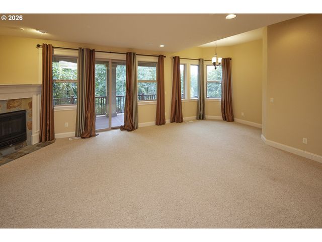 15236 Nw RED CEDAR Ct, Portland, OR 97231