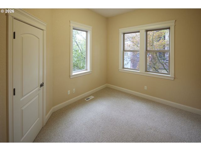 15236 Nw RED CEDAR Ct, Portland, OR 97231