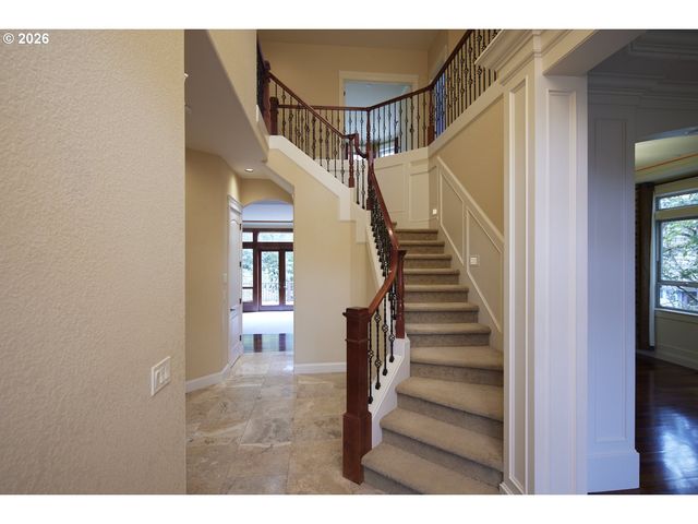15236 Nw RED CEDAR Ct, Portland, OR 97231