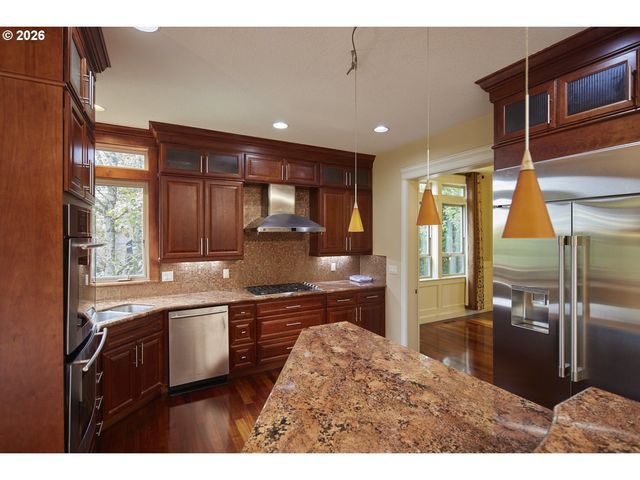 15236 Nw RED CEDAR Ct, Portland, OR 97231