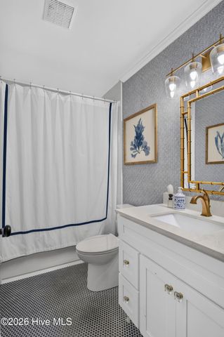 2016 Maccumber Lane, Wilmington, NC 28403