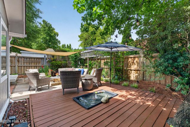 2016 Maccumber Lane, Wilmington, NC 28403