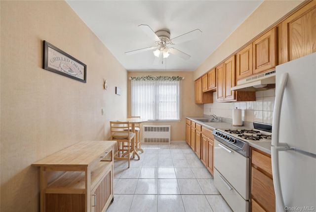 6110 76th Street, Middle Village, NY 11379