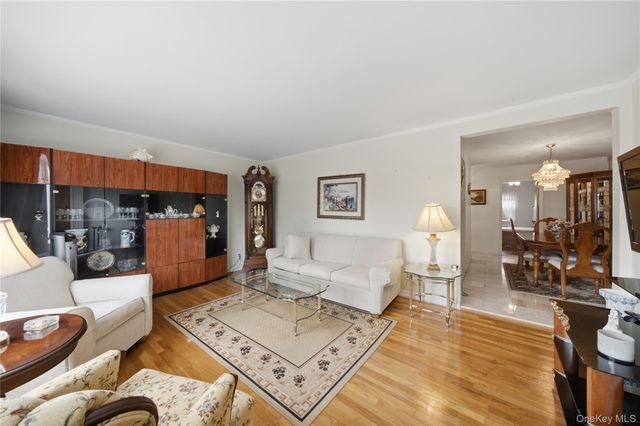 6110 76th Street, Middle Village, NY 11379