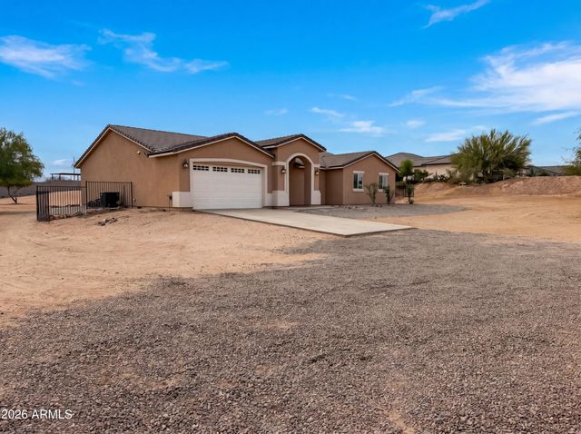12121 S 214TH Avenue, Buckeye, AZ 85326