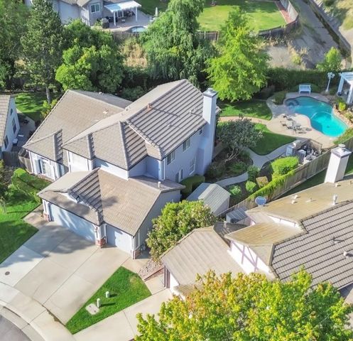 9025 Athelson Pl, Sacramento, CA 95829